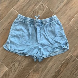 GAP DRAWSTRING SHORTS